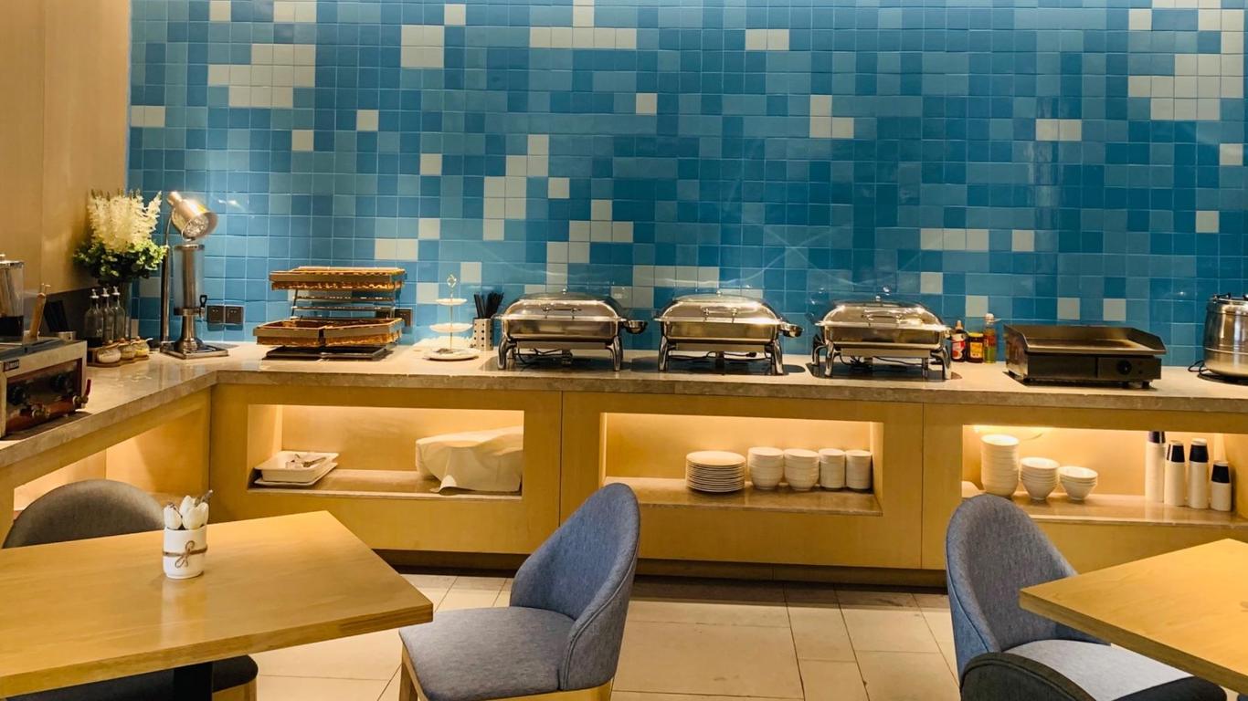 Home Inn Neo Shanghai Chongming Bayi Road Pedestrian Street