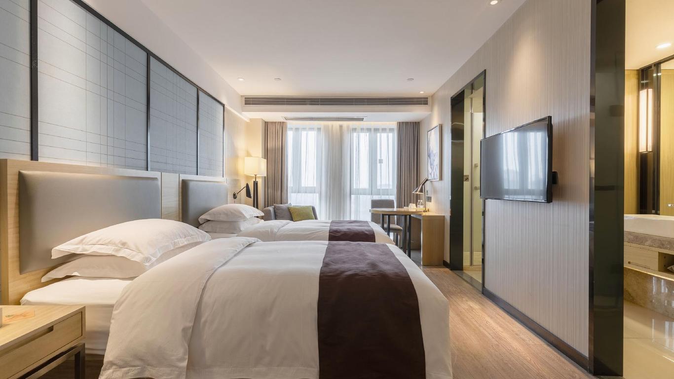 Echarm Hotel Chongqing West Railway Station