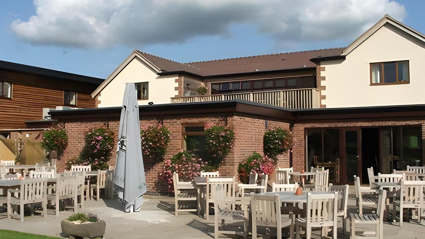 The Lowfield Inn