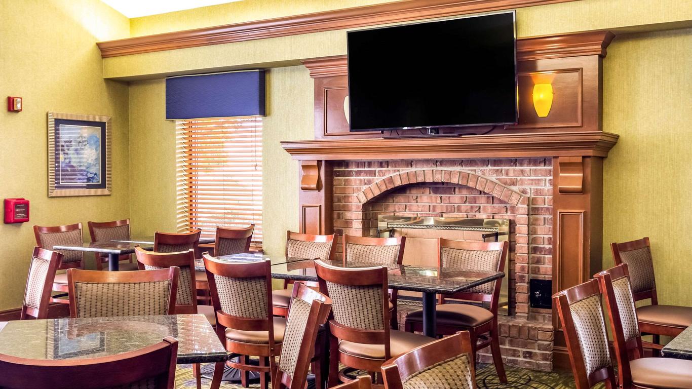 Clarion Inn Pittsburgh Cranberry