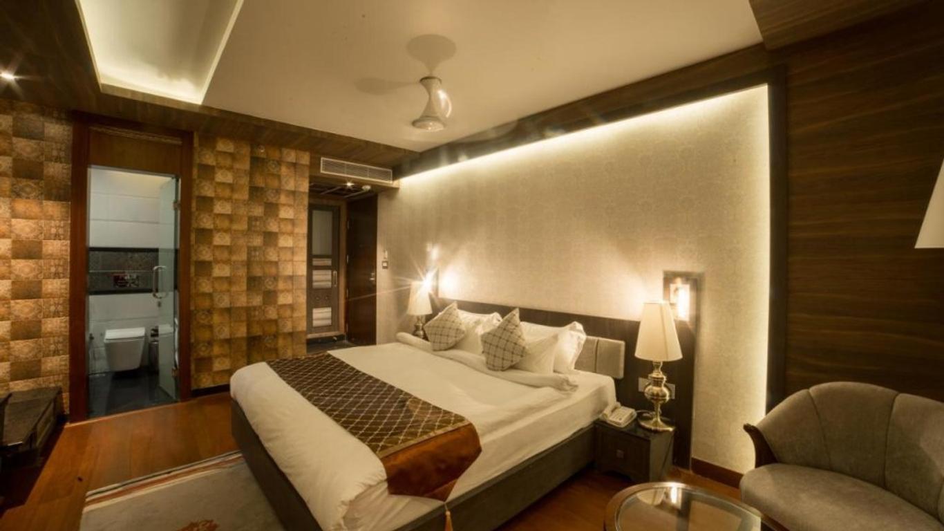 Costa Riviera Hotel
