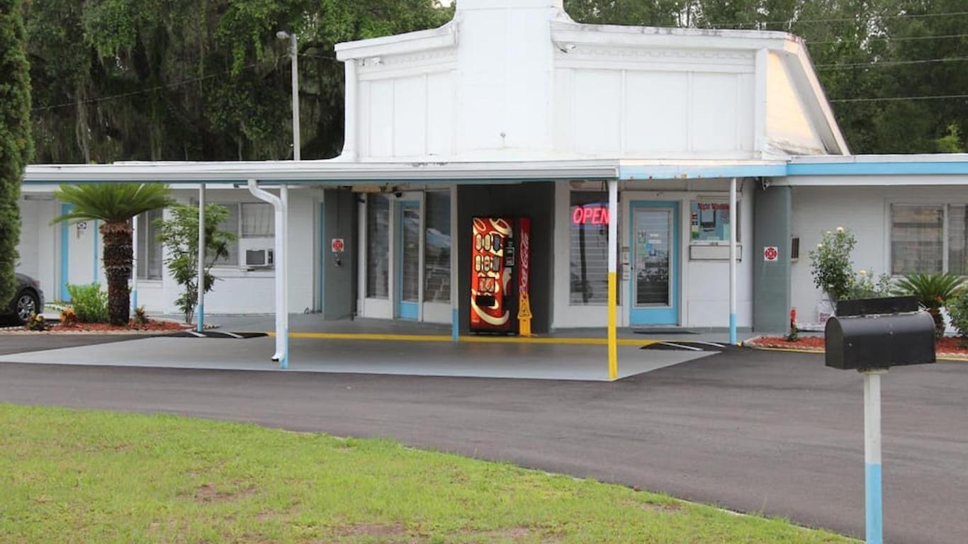 Royal Inn Motel