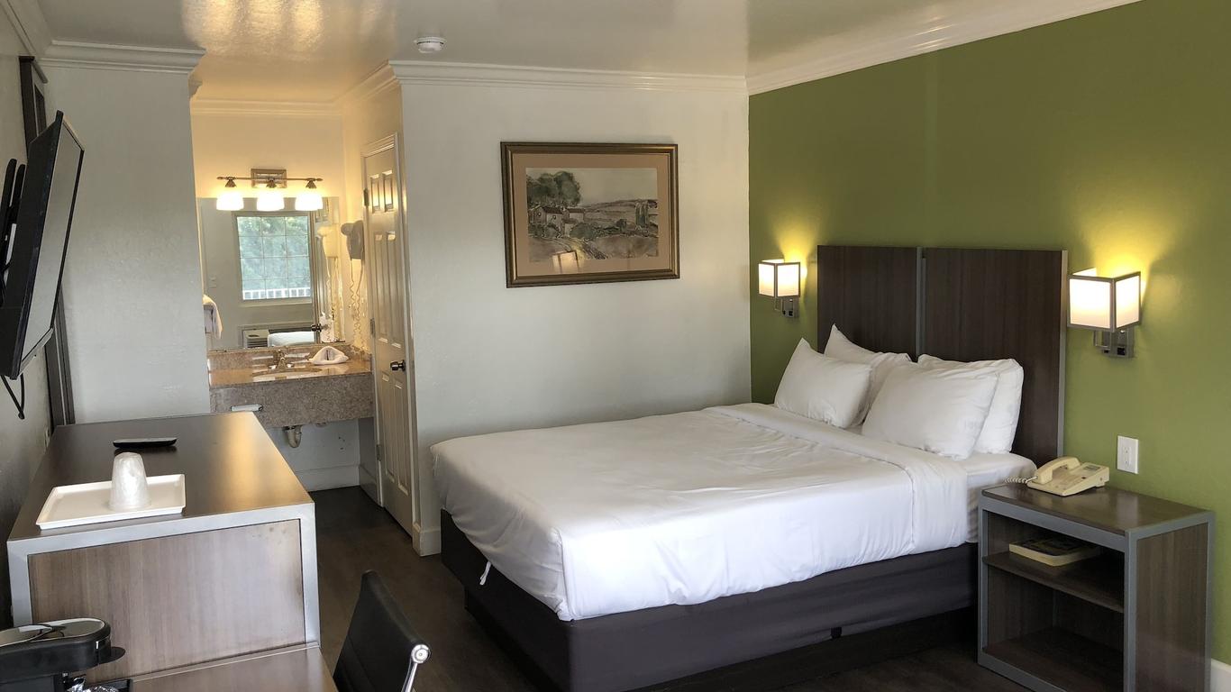 Gilroy Inn