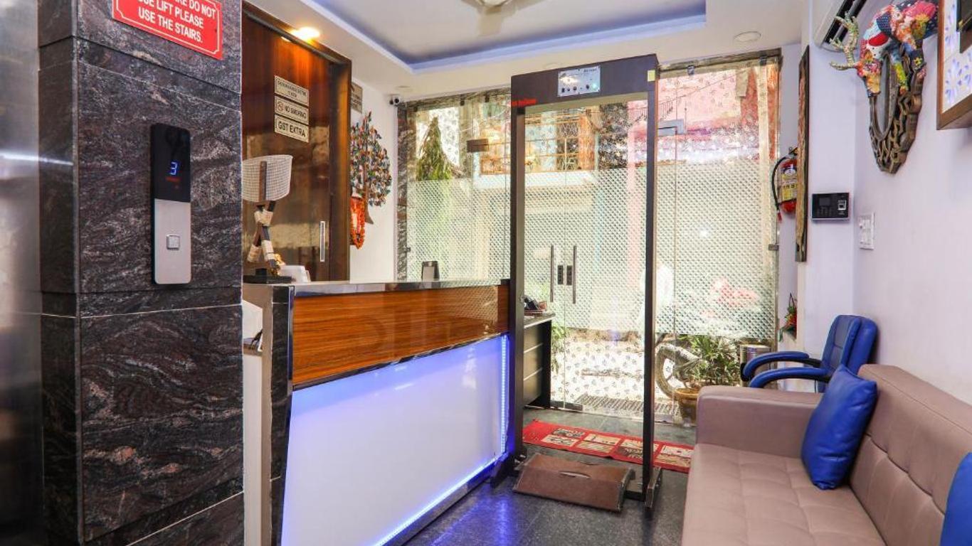 Hotel Amar International