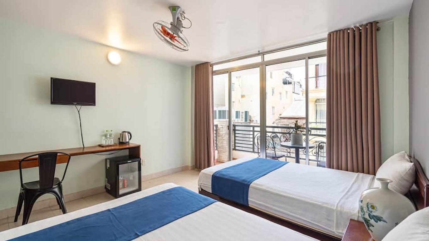 Hanh Chuong Hotel
