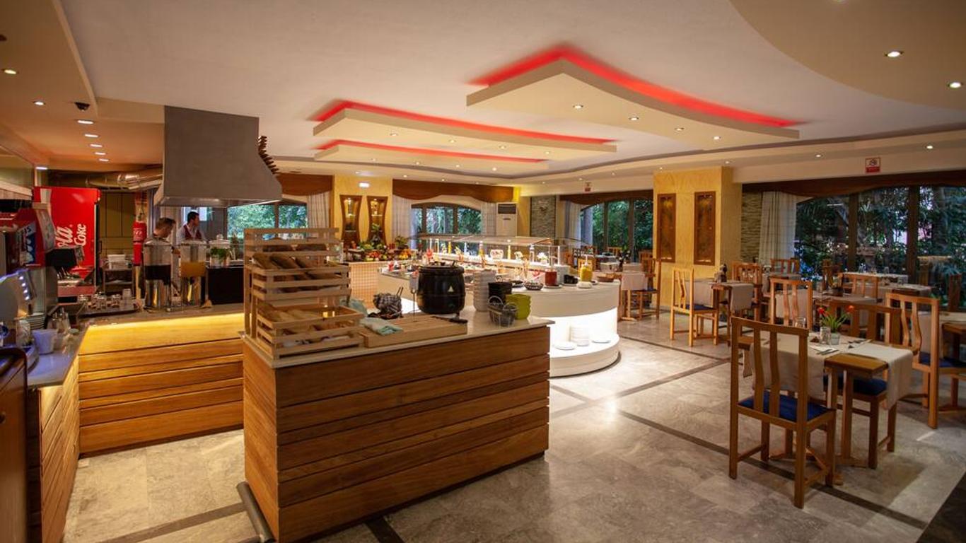 Pantheon Hotel