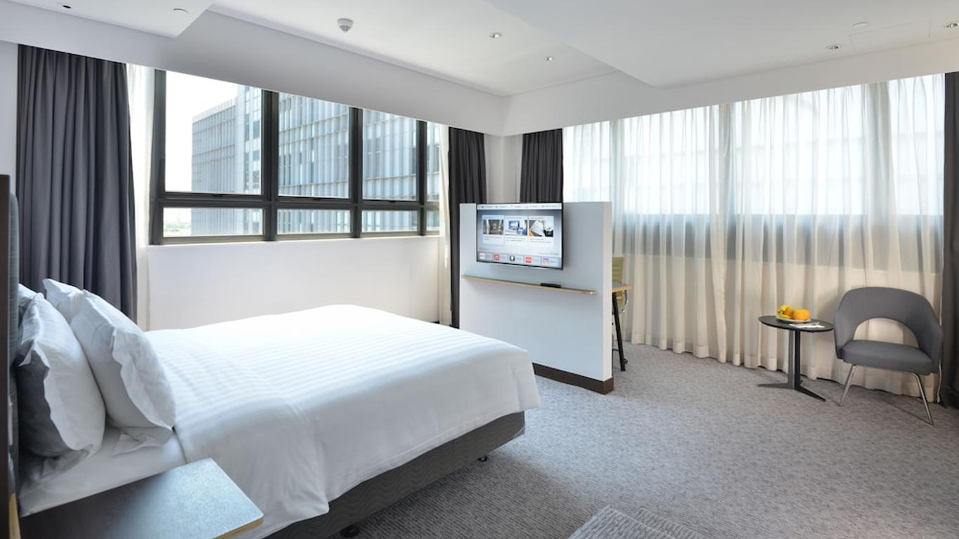 Camlux Hotel