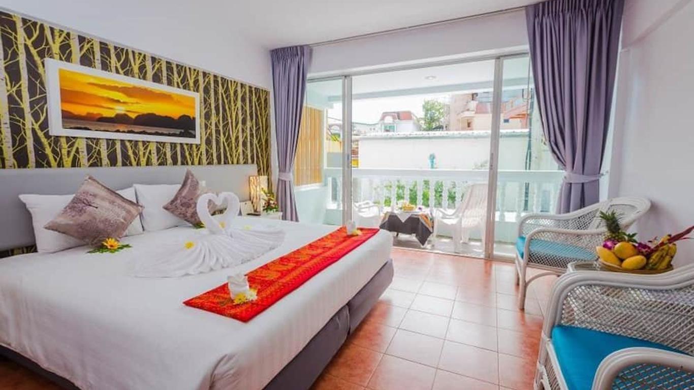 On Hotel Phuket - Sha