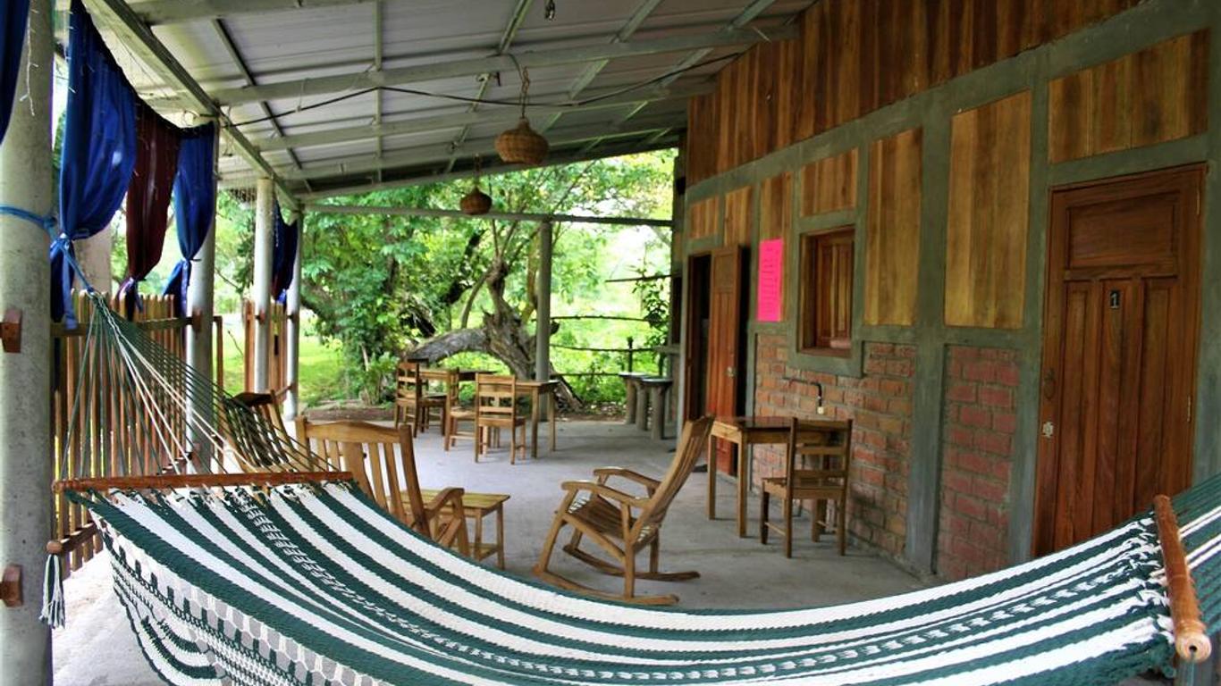 B&B, family run homestay, Hospedaje La Penita