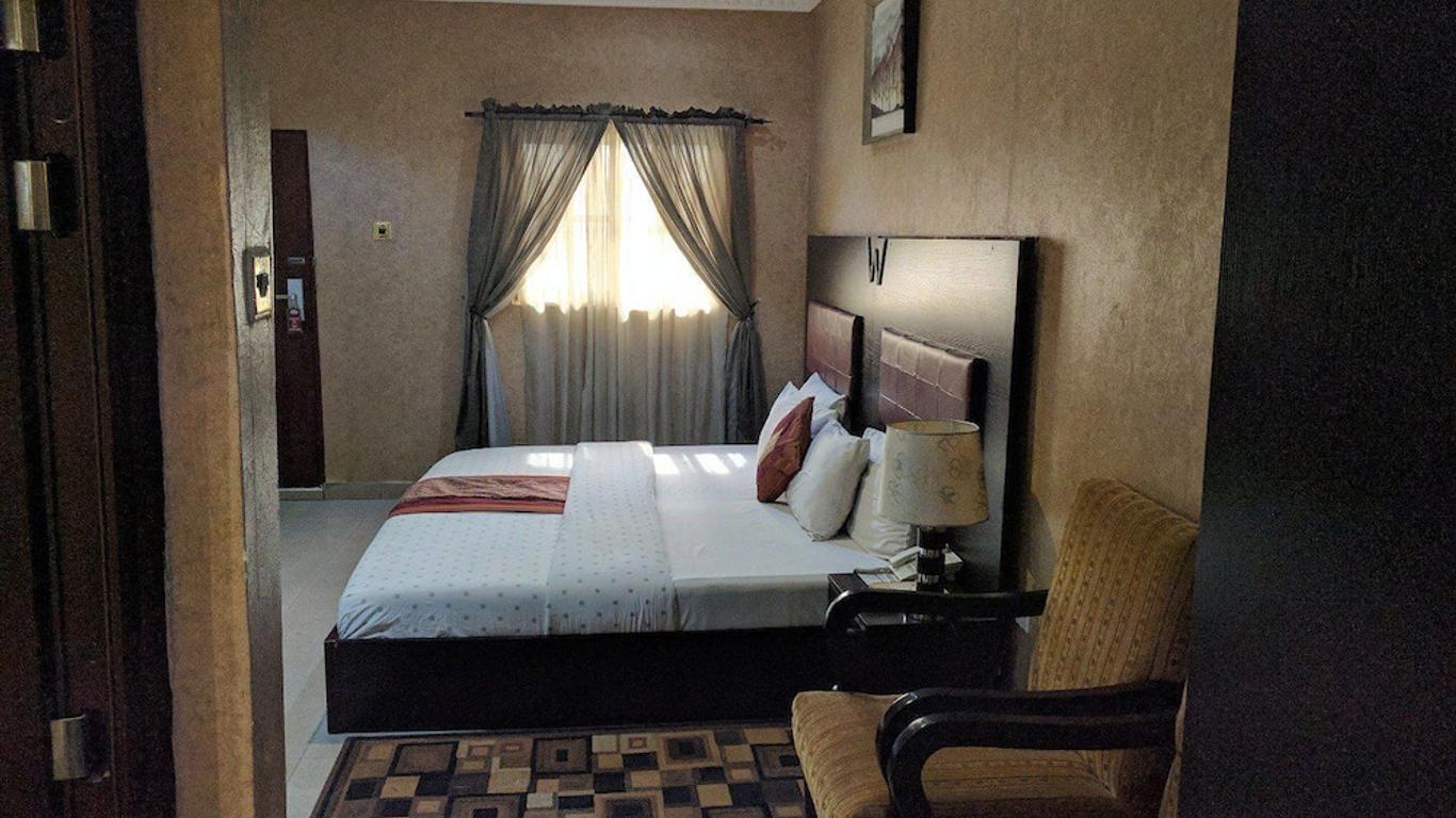 Whitehouse Hotels & Conference Centre