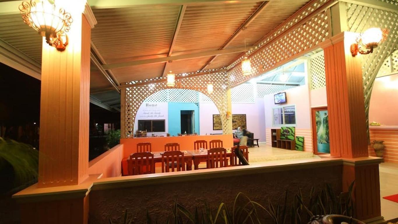 Baan Dahla Resort