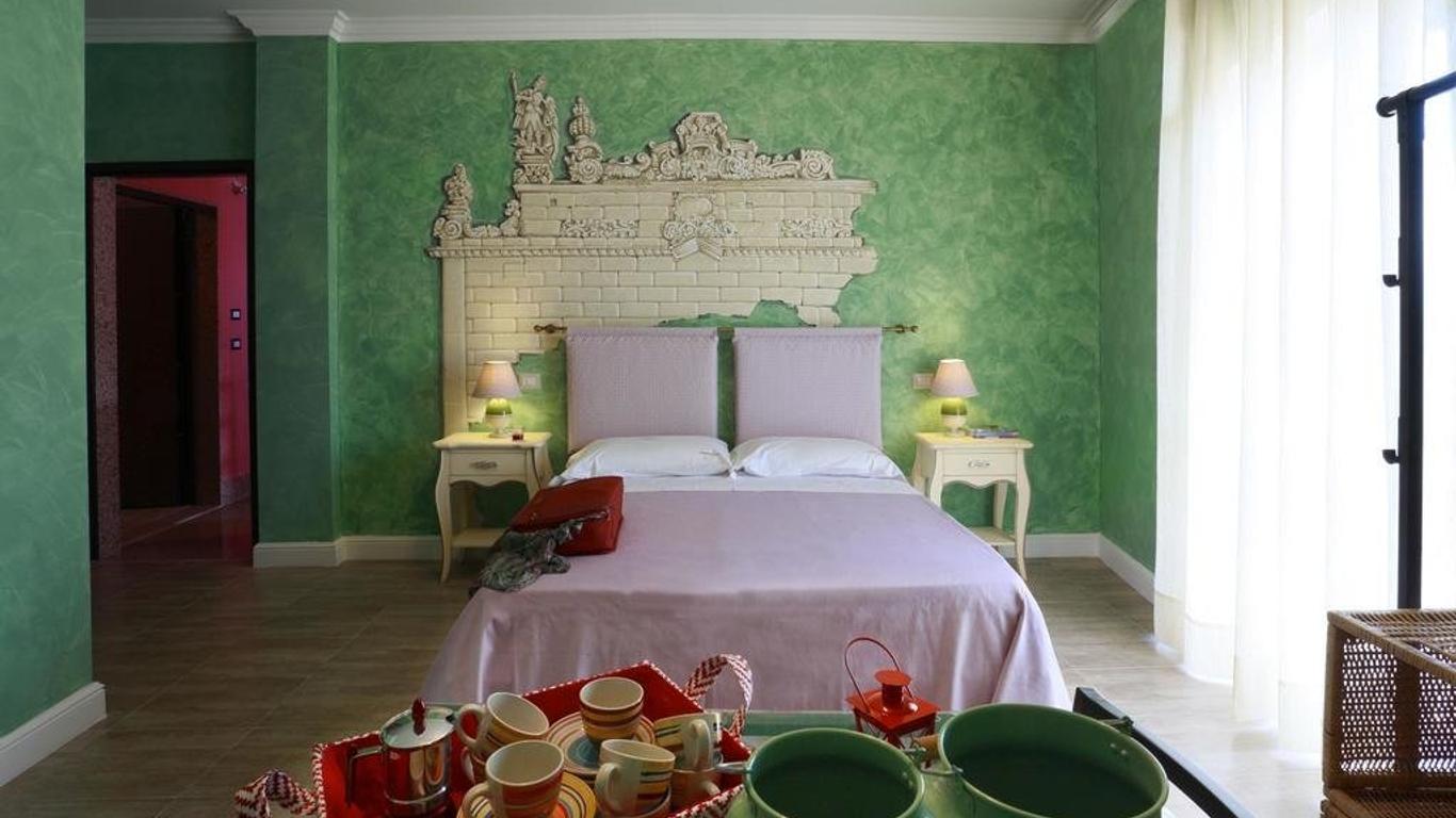 Hestasja Bedroom