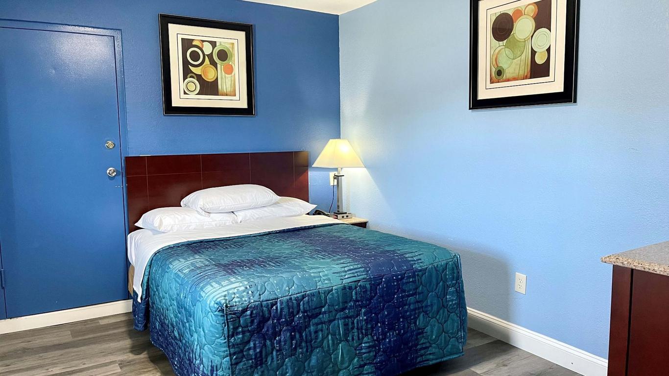 Red Carpet Inn And Suites