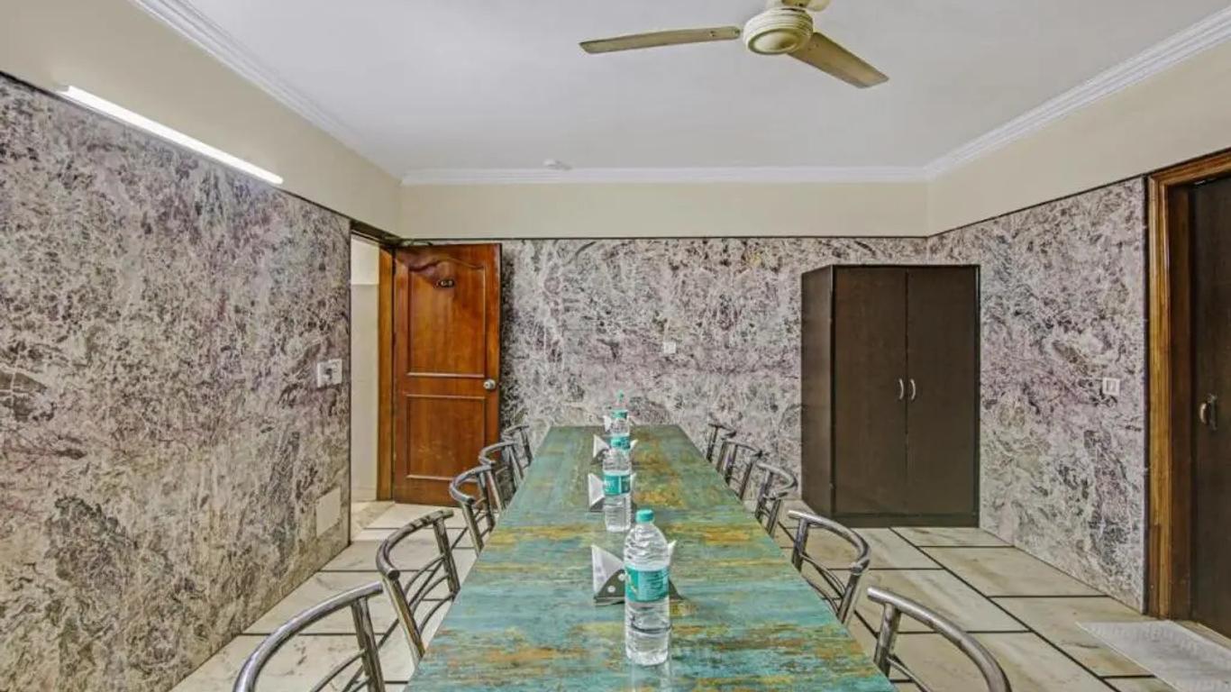 Hotel Singh Continetal