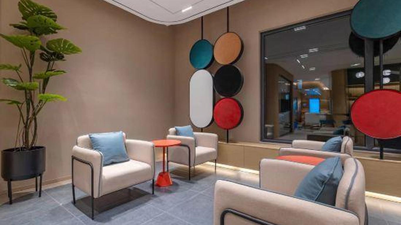 Home Inn Gaotang Yuqiu Shengjing Branch