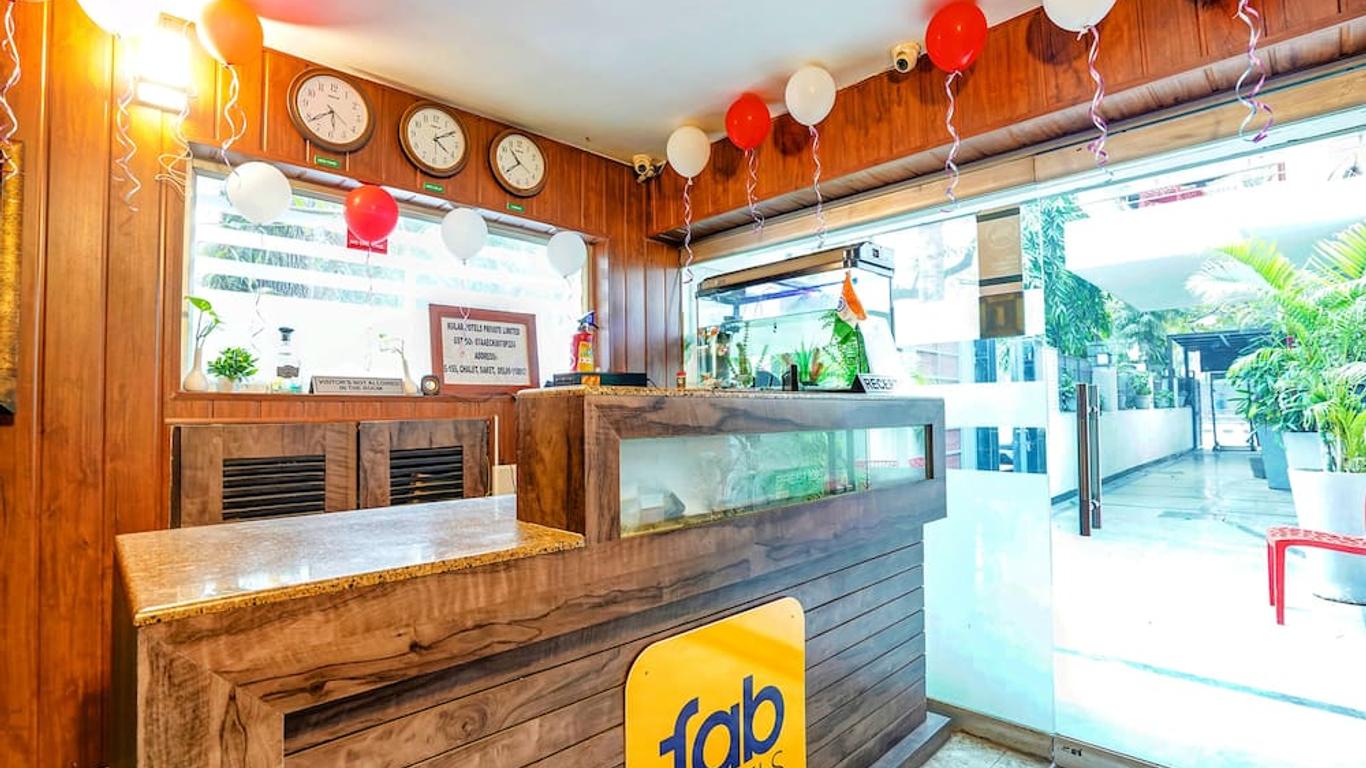 Fabhotel Chalet City