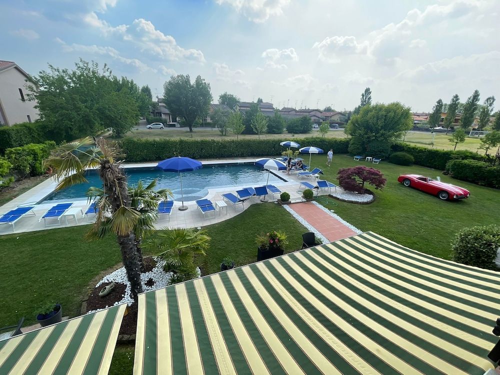 Piscina