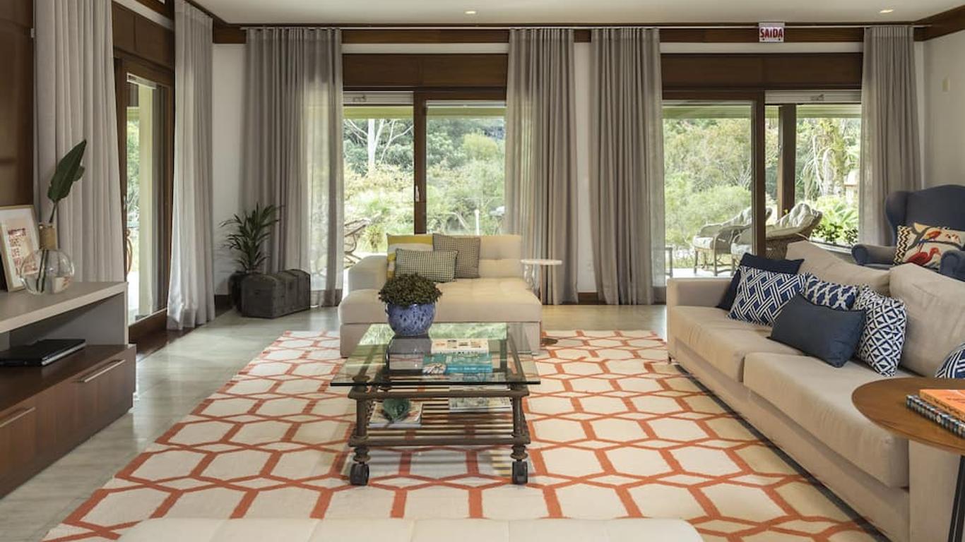 Haute Haus - Guest House