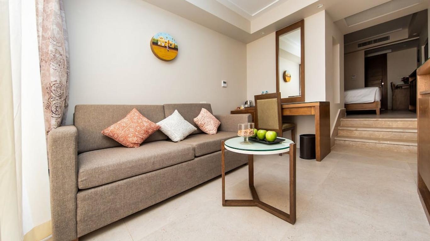 Retac Abu Simbel Nefertari Hotel