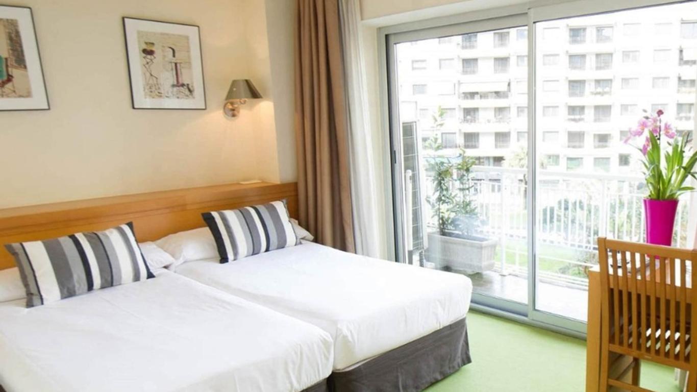 Hotel Zaragoza Plaza
