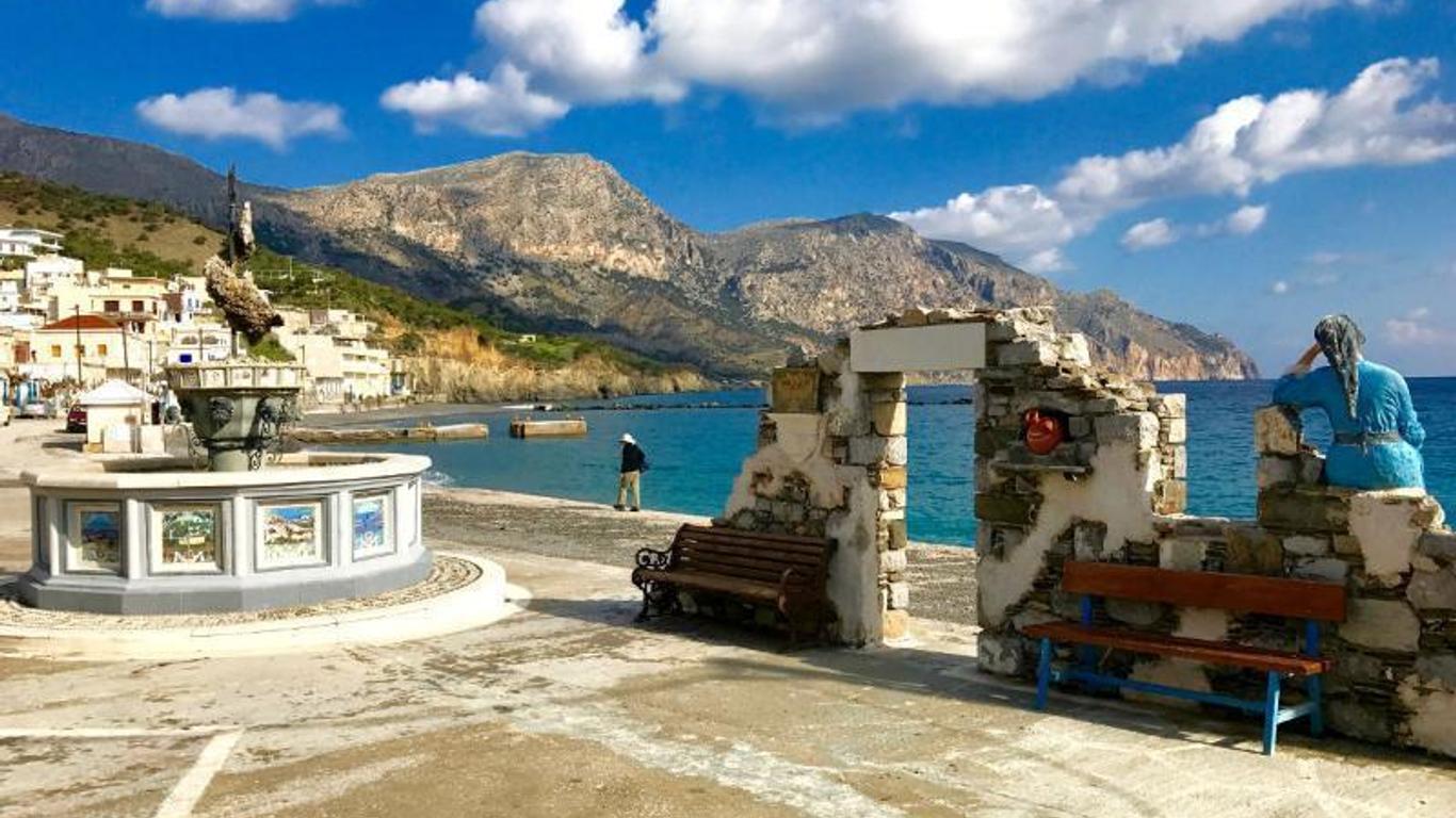 Dorana Apartments & Trekking Hotel