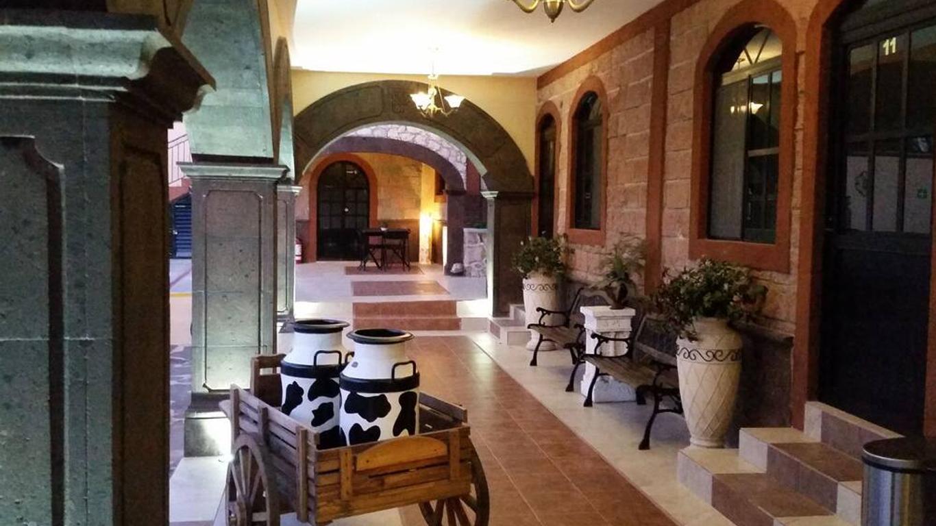 Hotel Villa Bernal