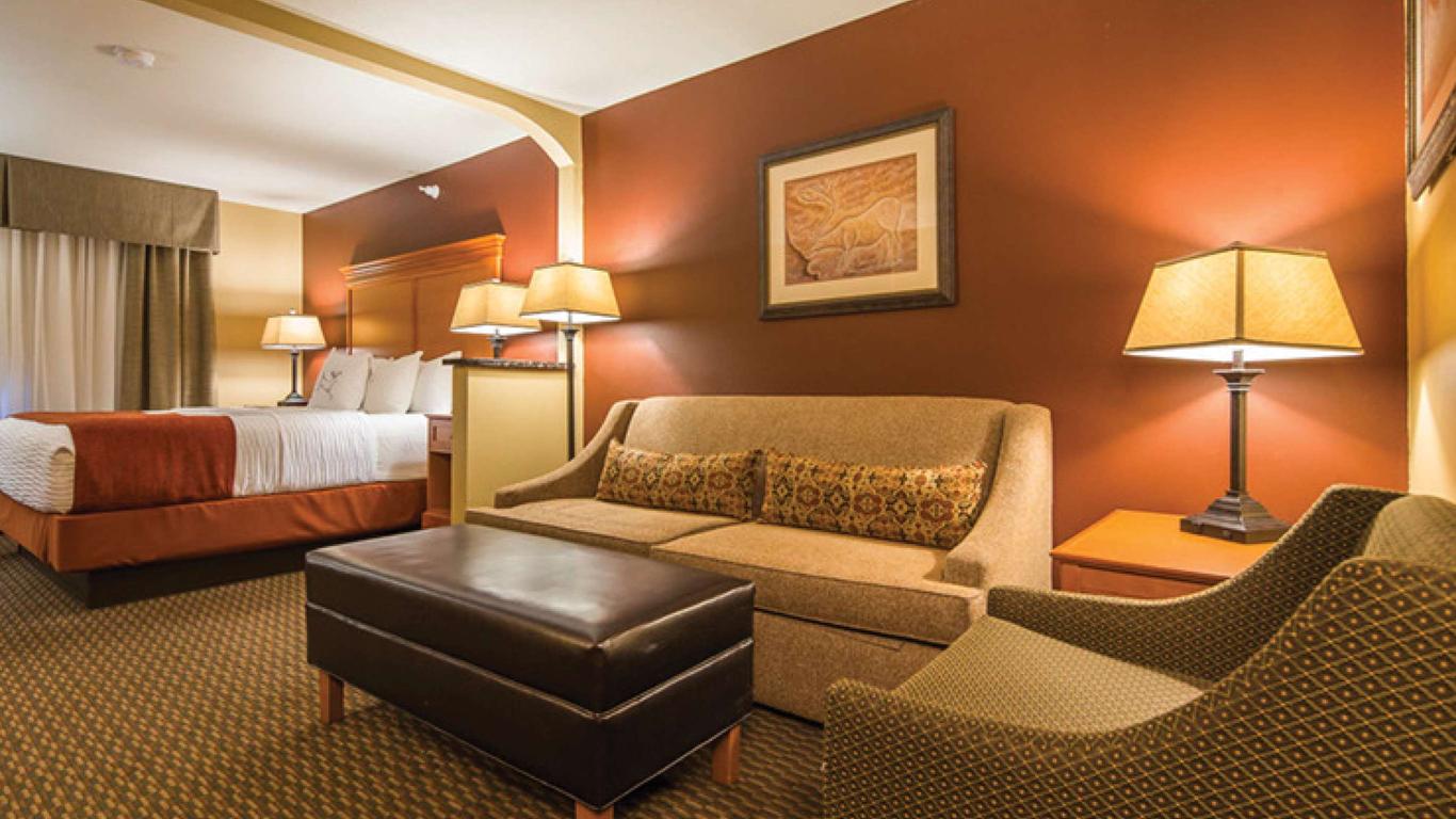 Best Western Plus Deer Park Hotel and Suites