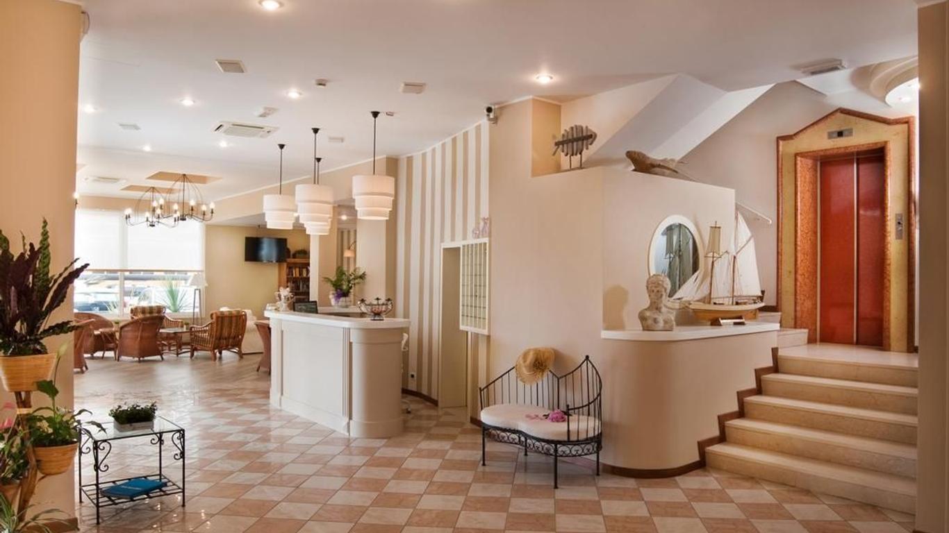 Hotel Nizza Frontemare Superior 3 Stelle