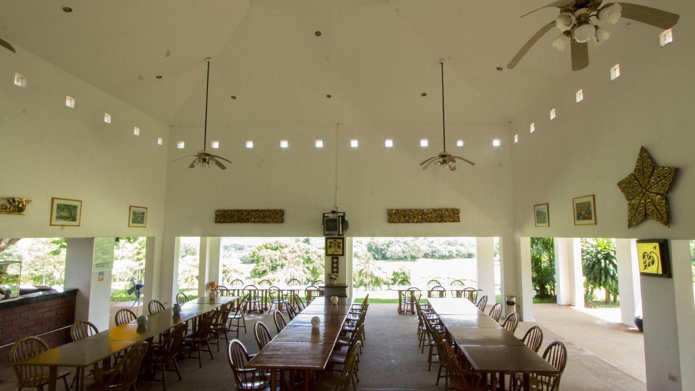 Waterford Valley Chiangrai Golf Course and Resort