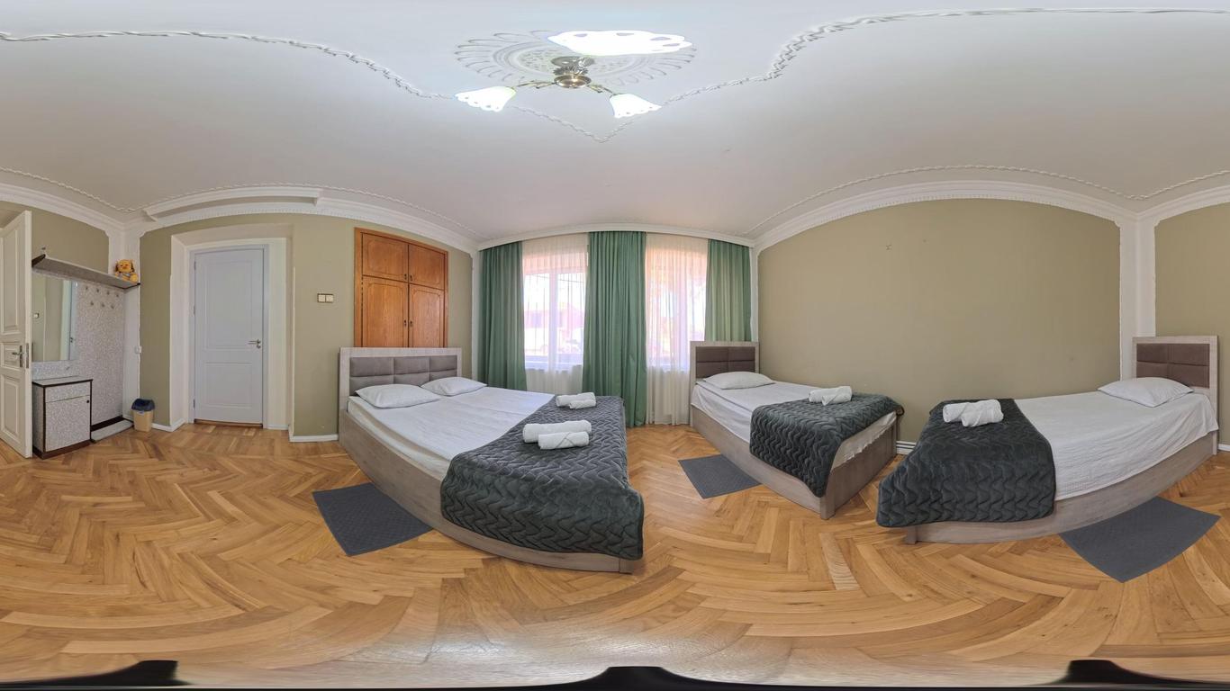 Anna's Guest House
