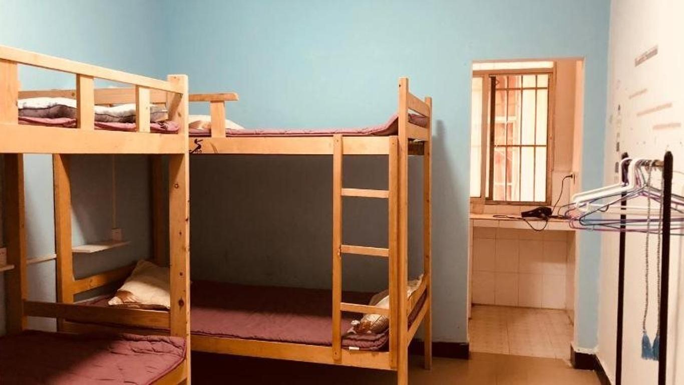 Utopia Youth Hostel