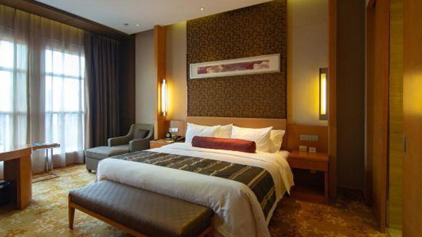 Howard Johnson by Wyndham Puhui Plaza Chongqing