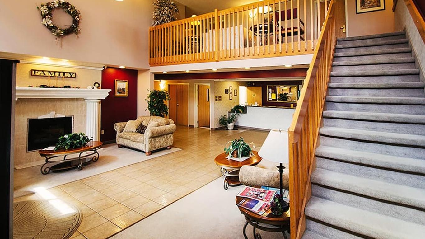 Urbana Inn & Suites