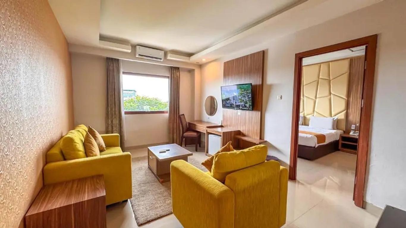 Lorin Dwangsa Solo Hotel