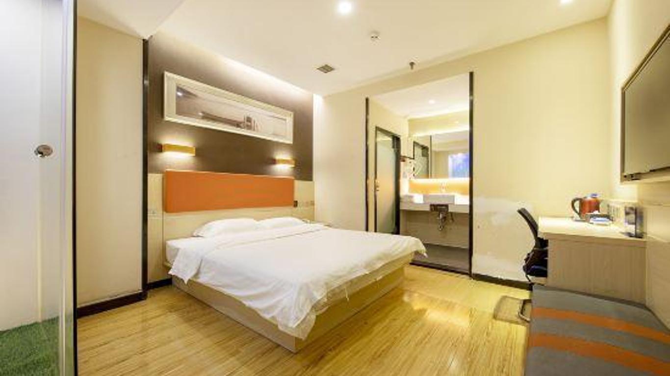 7Days Premium Beijing Shunyi New World Department Store