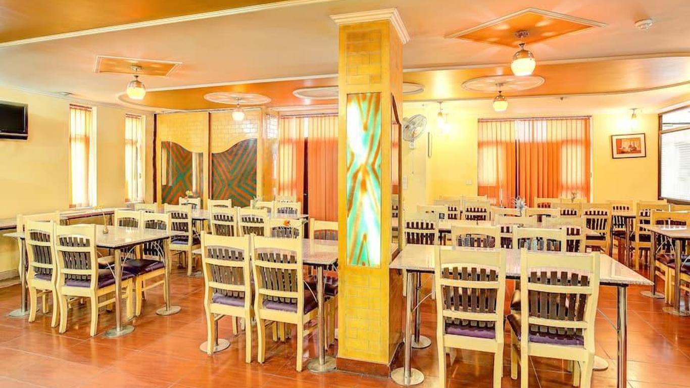 OYO 10150 Sun Hotel
