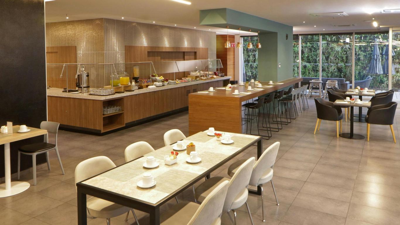 City Express Suites by Marriott Ciudad de México Santa Fe