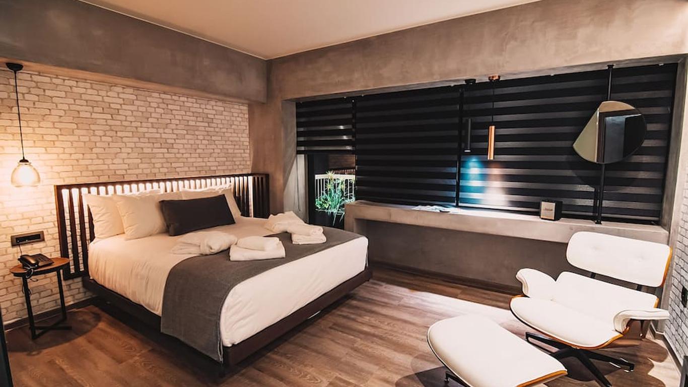 Project 3 Urban Chic Hotel