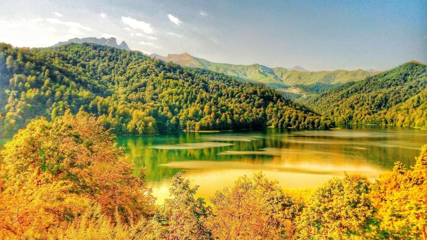 Goy Gol Lake Resort