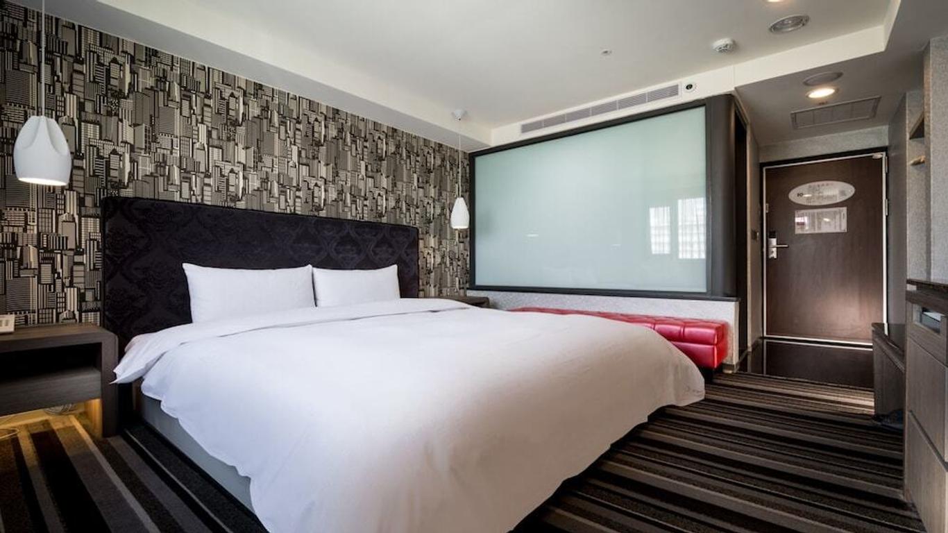Jung-Zaw Bussiness Hotel