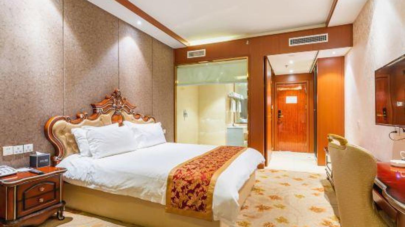 Luoyang Zhenghe Hotel