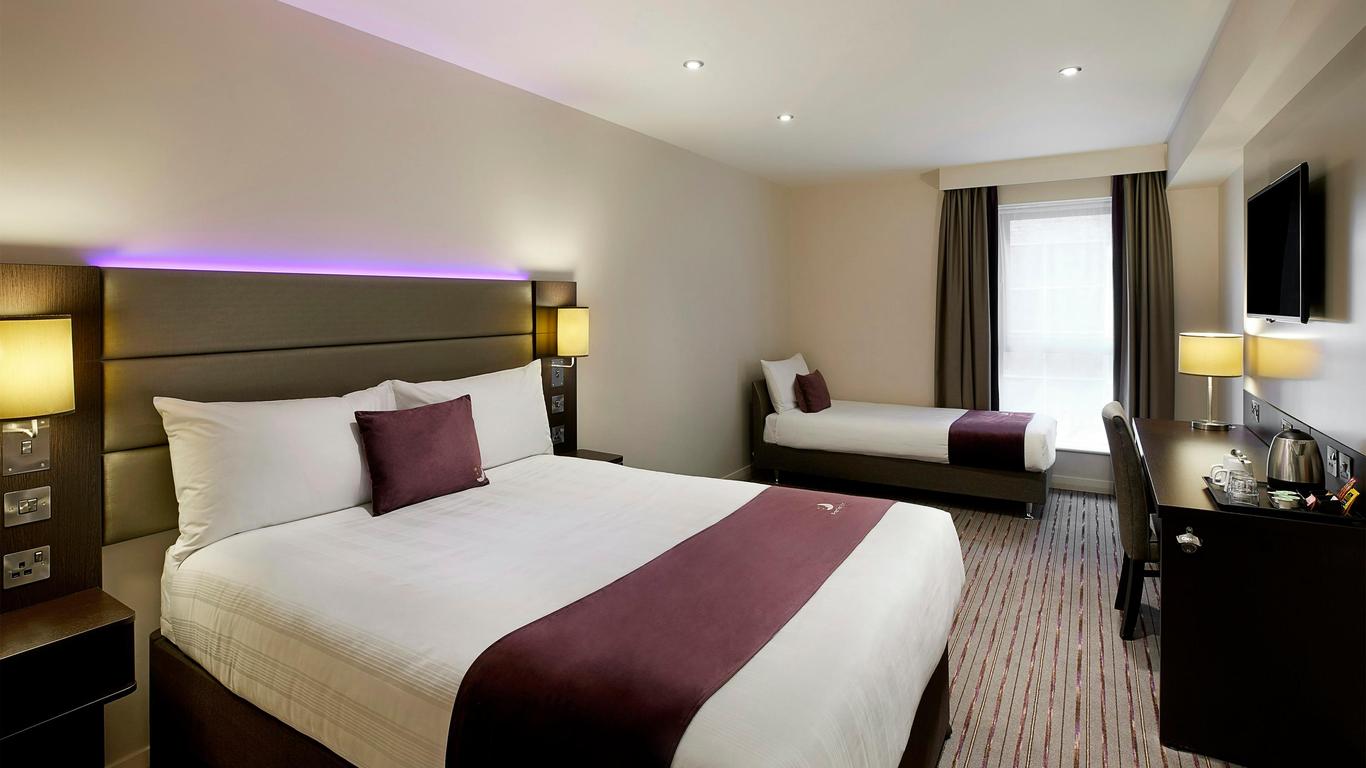 Premier Inn Newcastle (Metro Centre)