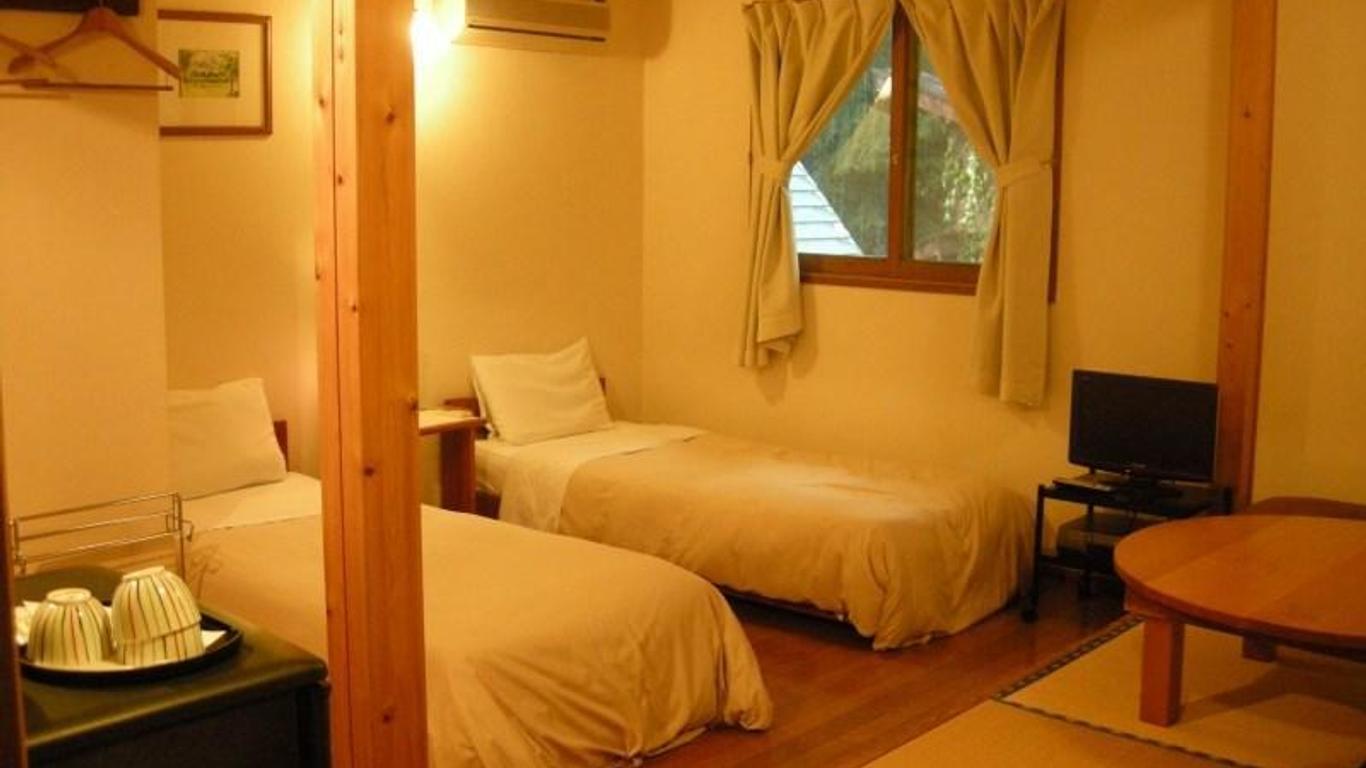 Forest Resort Cosmos