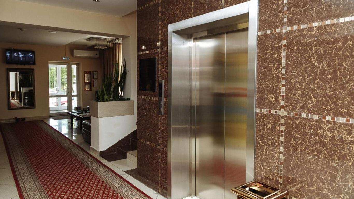Hotel Bira