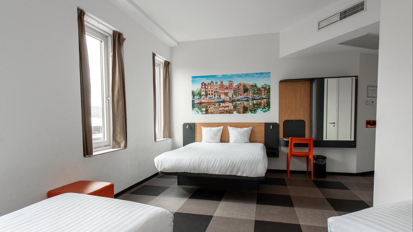 easyHotel Amsterdam Arena Boulevard