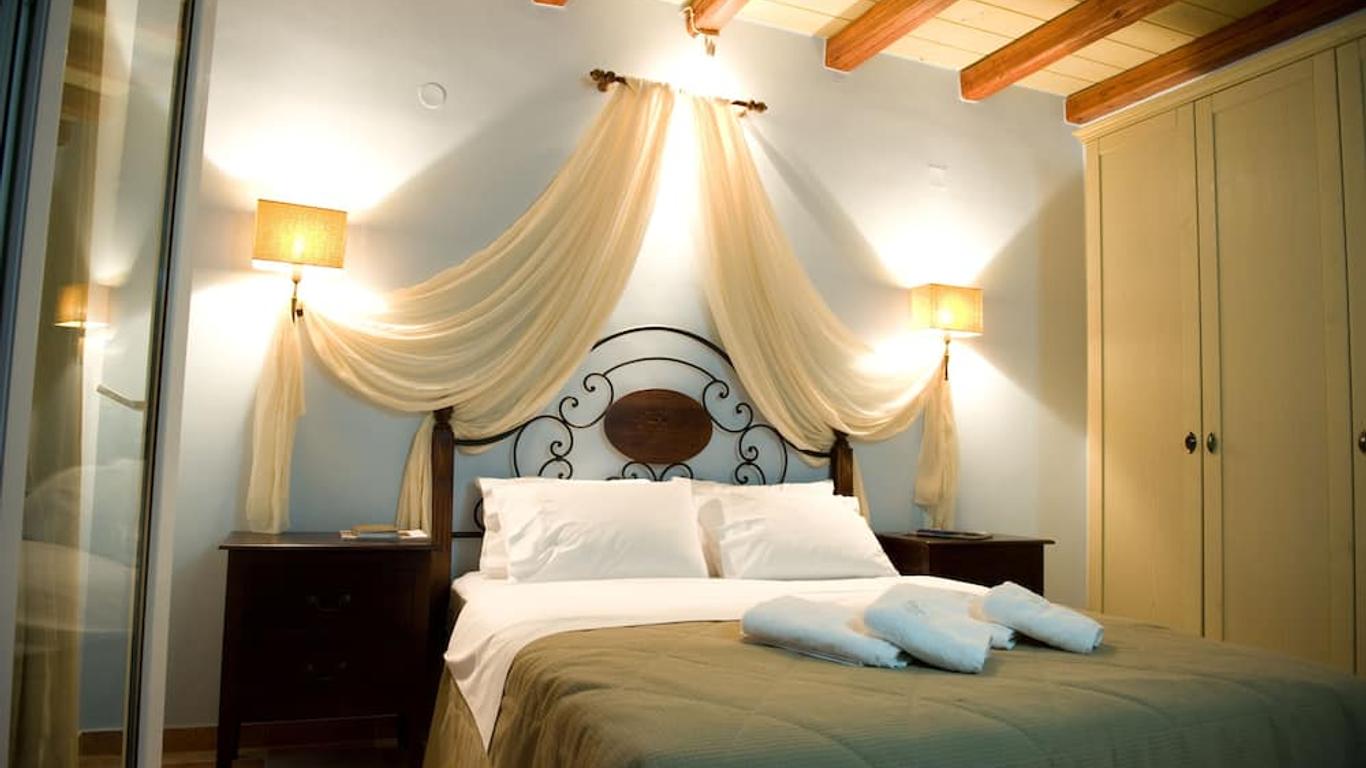 Apelon Tiritas Villas