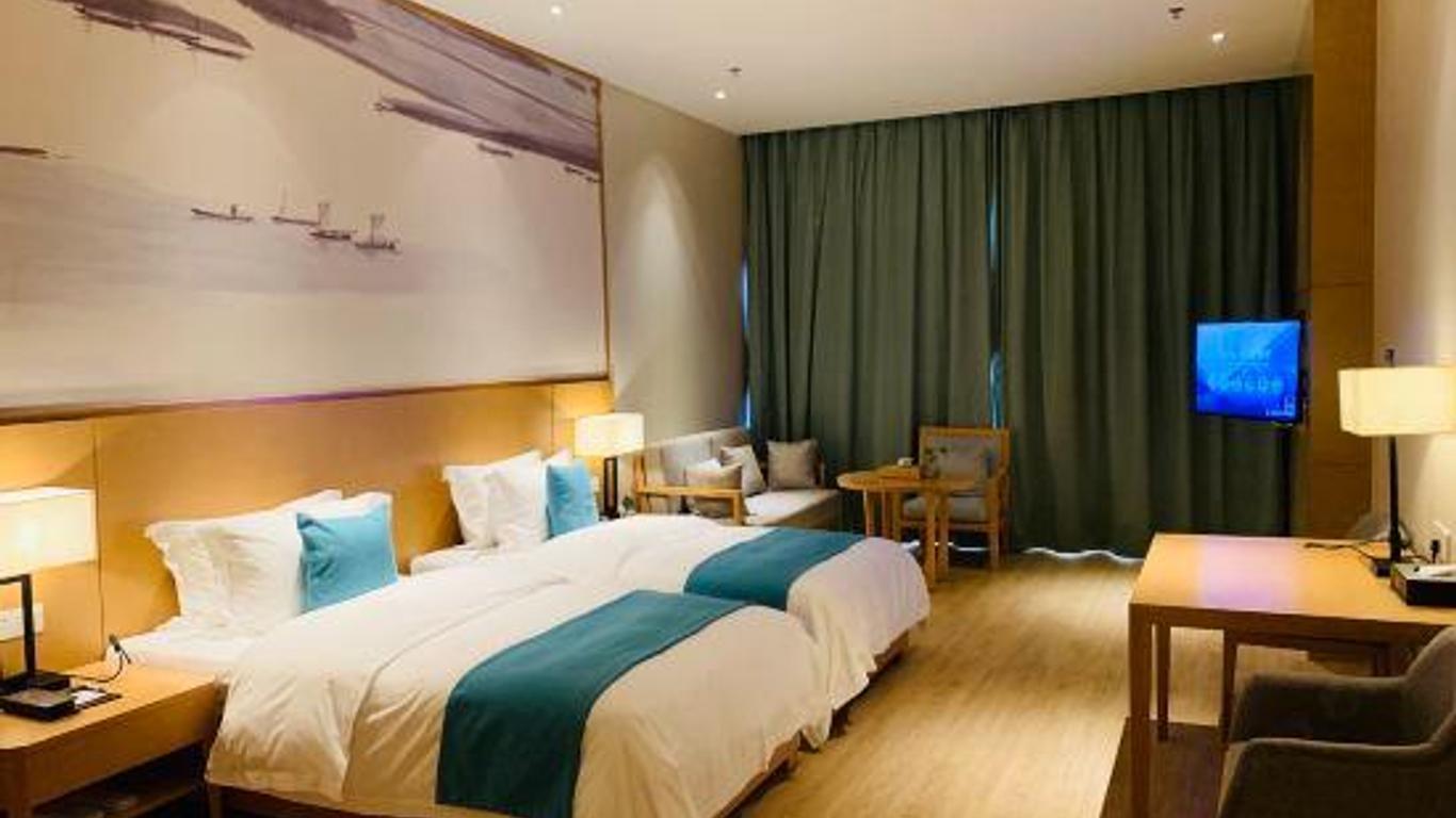 Clovelly Garden Hotel