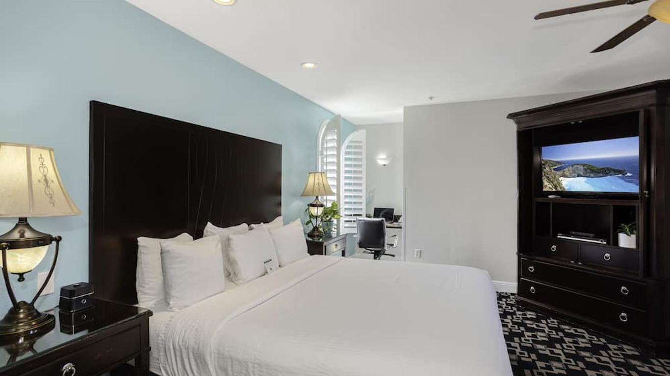 The Hotel Oceanside