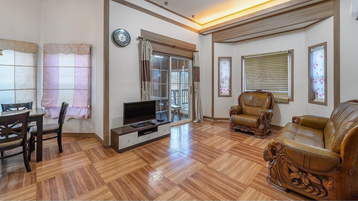 Gapyeong Gartenheim pet friendly Pension