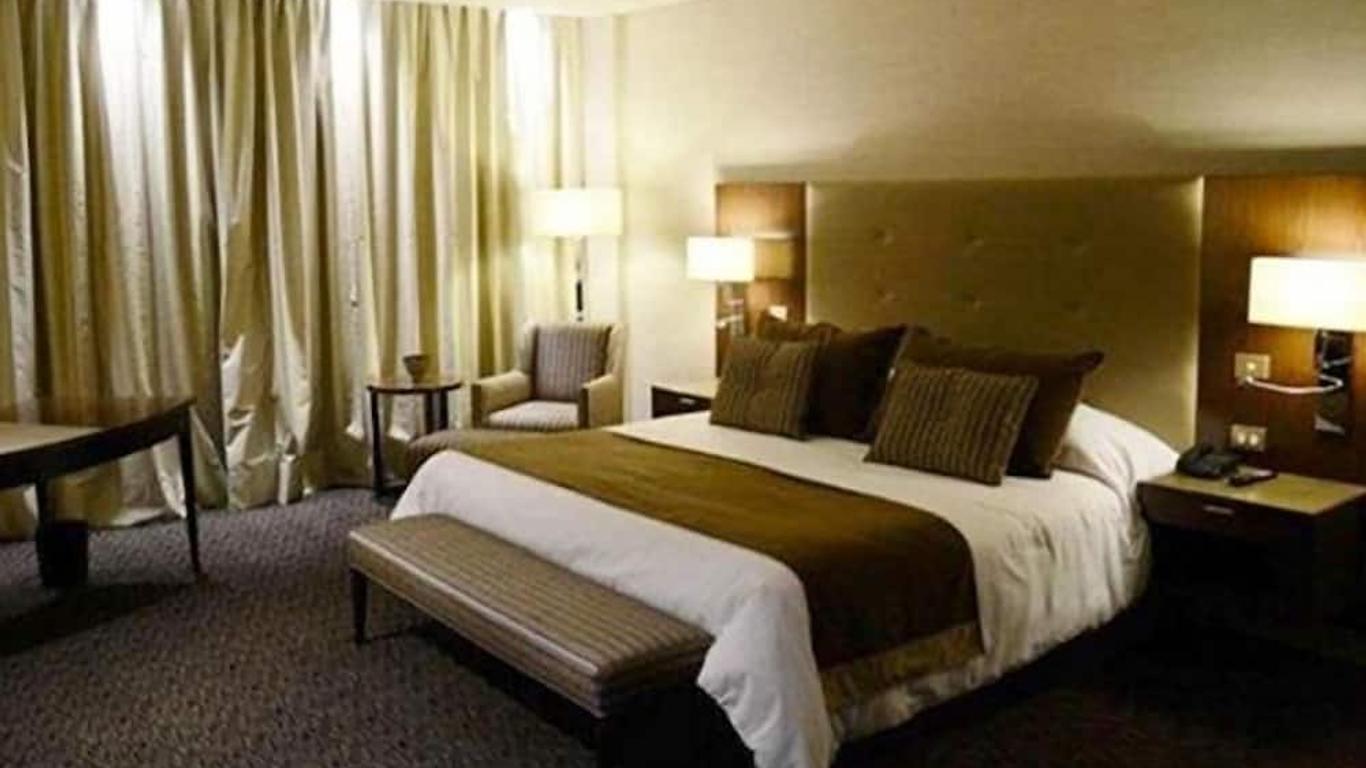 Howard Johnson by Wyndham Chilecito Hotel & Casino